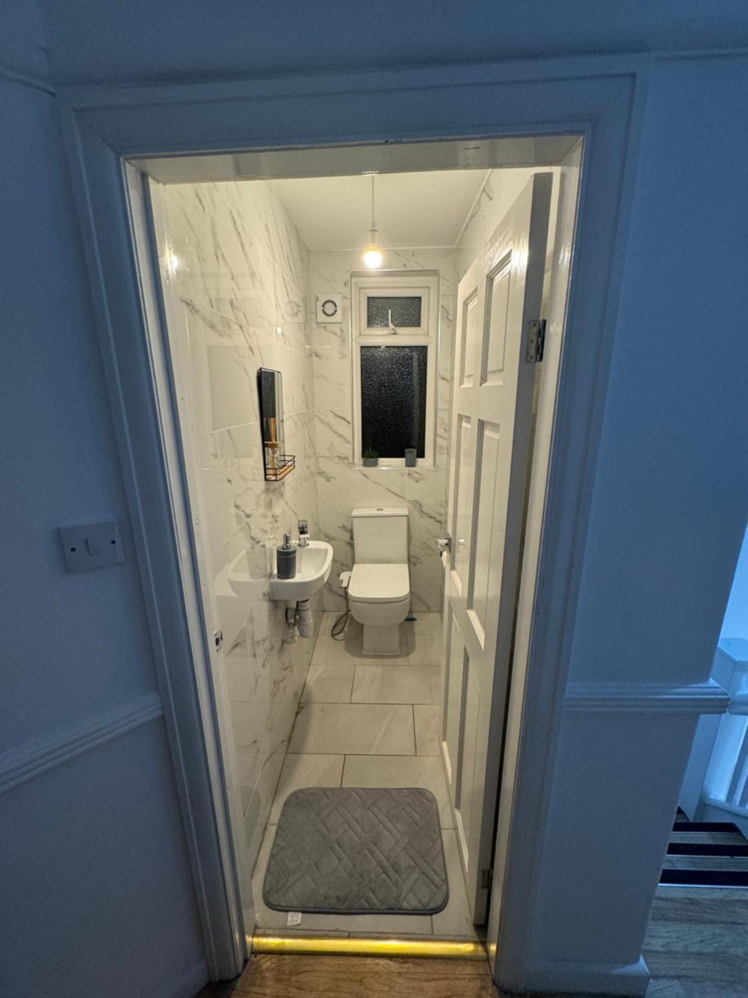 Elegant Estates Humble Abode Room 5 曼彻斯特 外观 照片